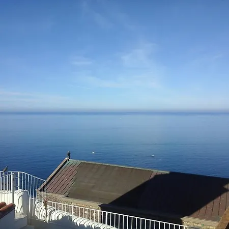 Al Duomo Carrela Di Ghjeja Konukevi