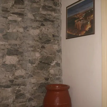 Al Duomo Carrela Di Ghjeja Konukevi