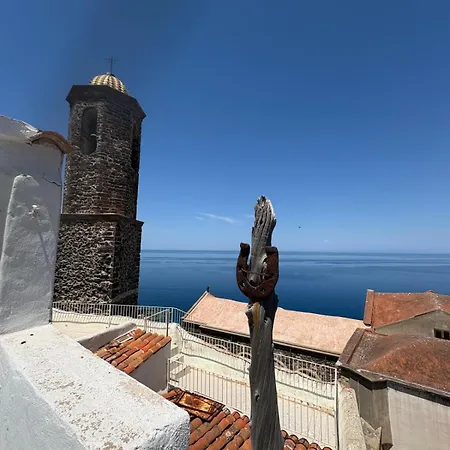 Al Duomo Carrela Di Ghjeja ゲストハウス