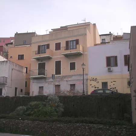 Casa de hóspedes Al Duomo Carrela Di Ghjeja *